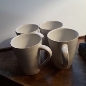 Crate and Barrel mugs set of 4
